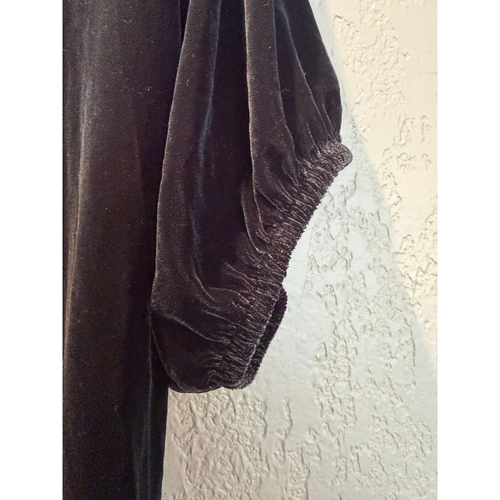 Old Navy‎ Black Velvet Puff Sleeve Blouse Split V-Neck Top